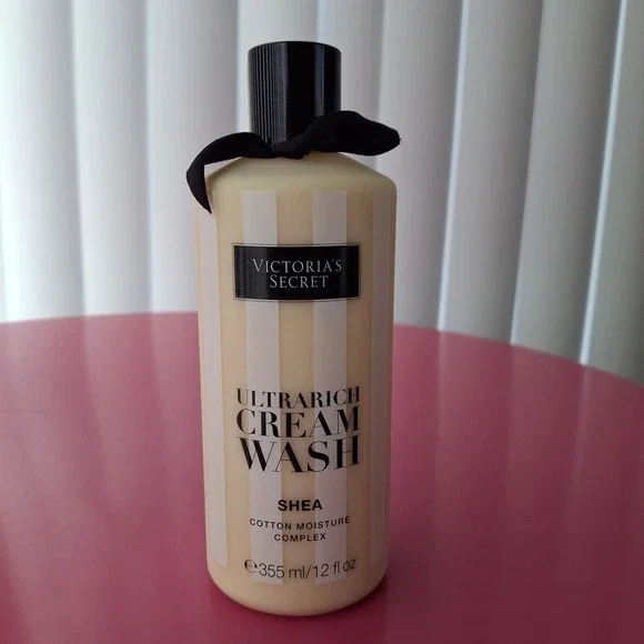 Victoria's Secret Ultrarich Cream Wash Shea Cotton Moisture Complex 12 oz - Picture 1 of 2
